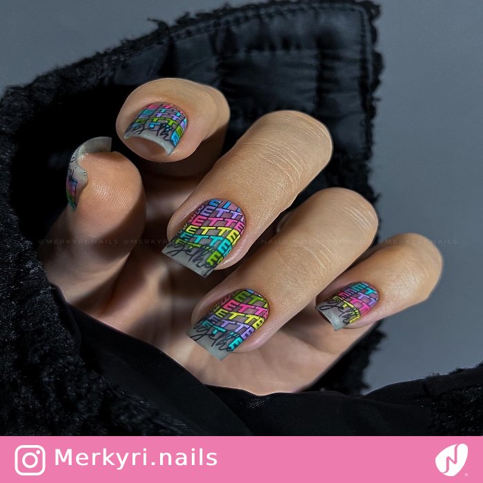 Rainbow-effect Writing on Nails